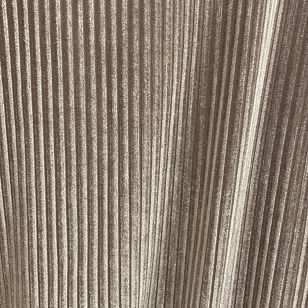Blush Ribbed Velvet Top - Picture 2 of 8